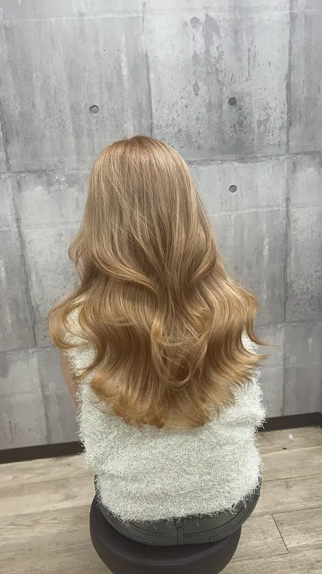 ロング カラー ブリーチ 頓所 大昂のヘアスタイル