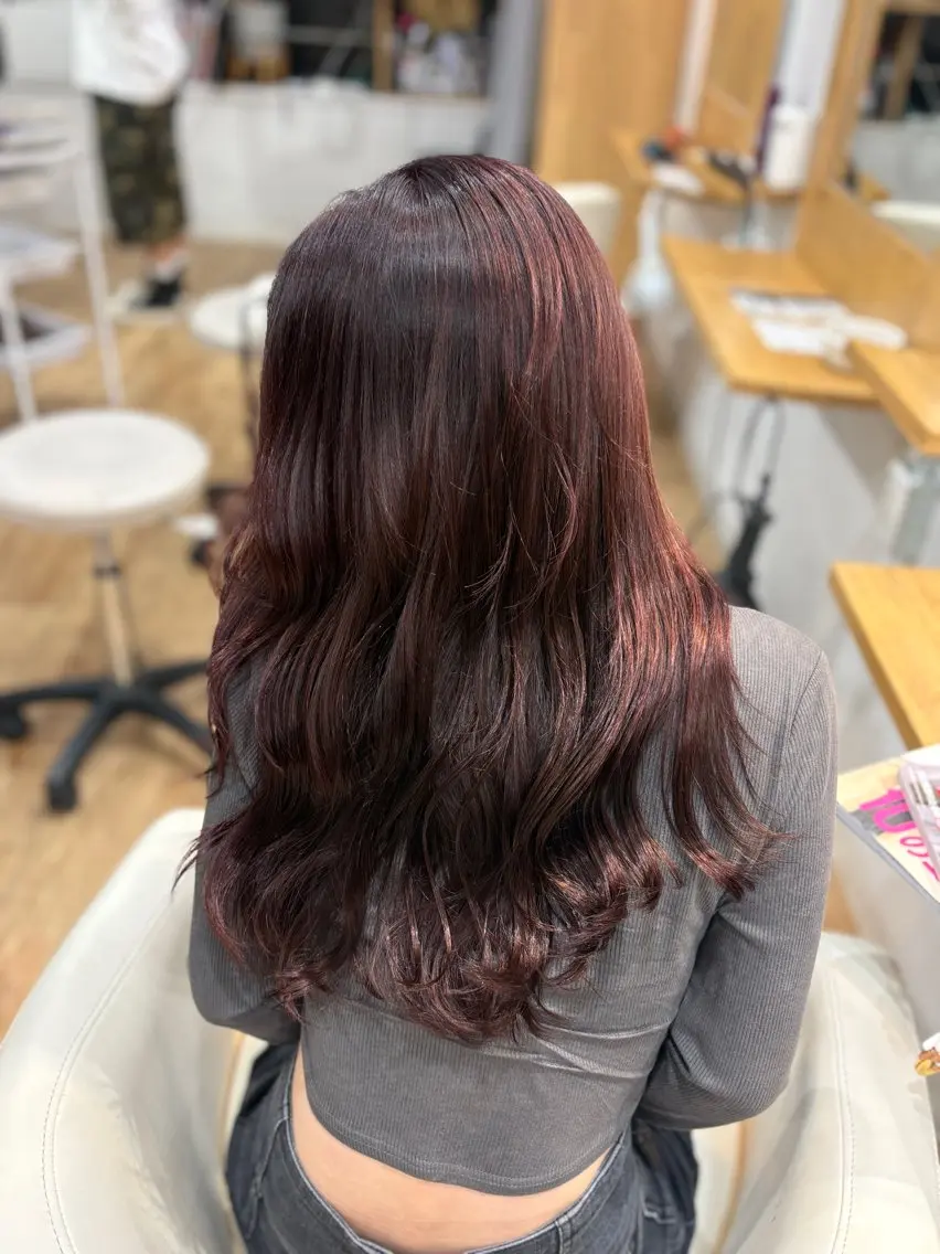 ロング カラー ボルドーカラー 京都駅/透明感カラー 🖤sakiのヘアスタイル