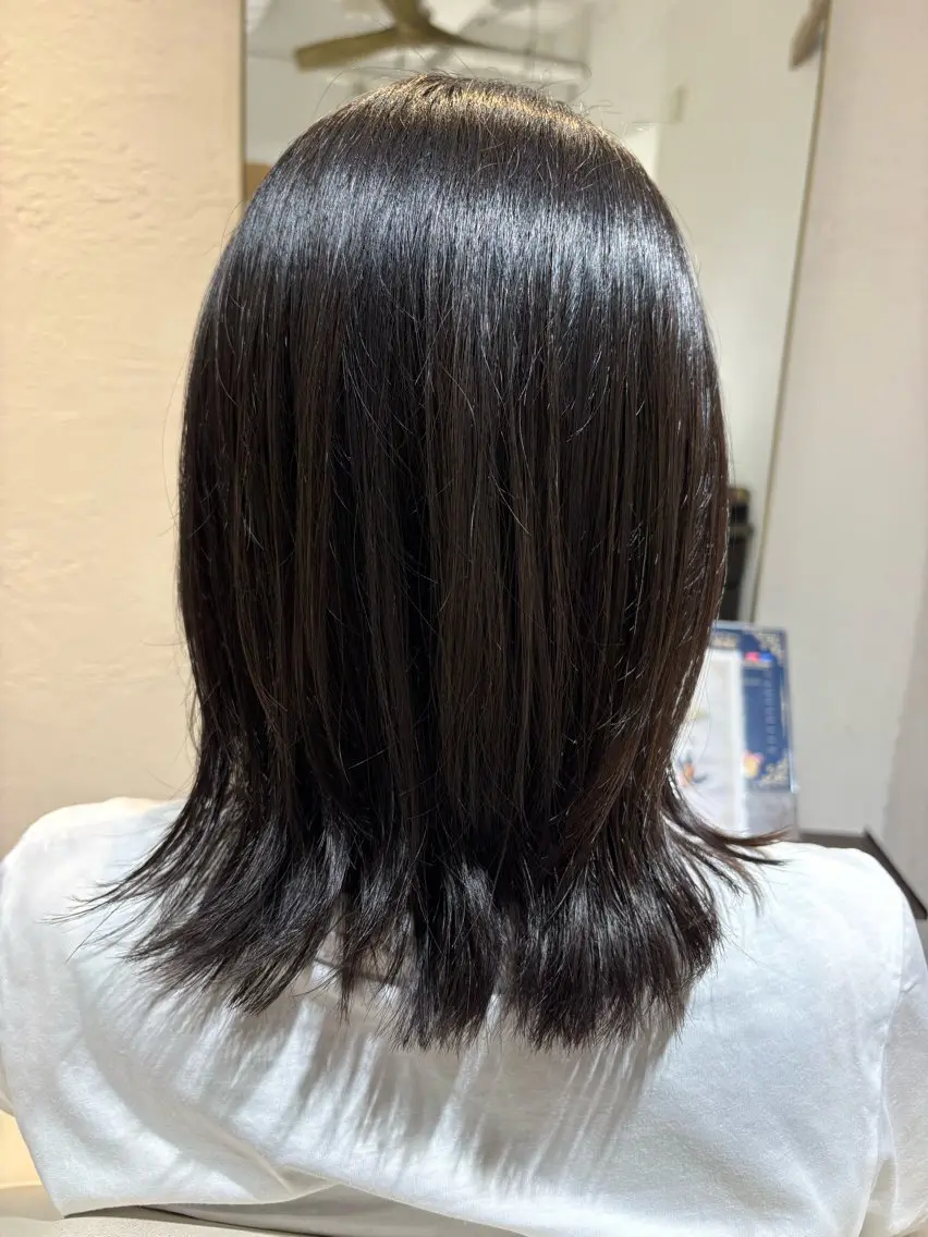 ミディアム 竹谷 奈津実のヘアスタイル