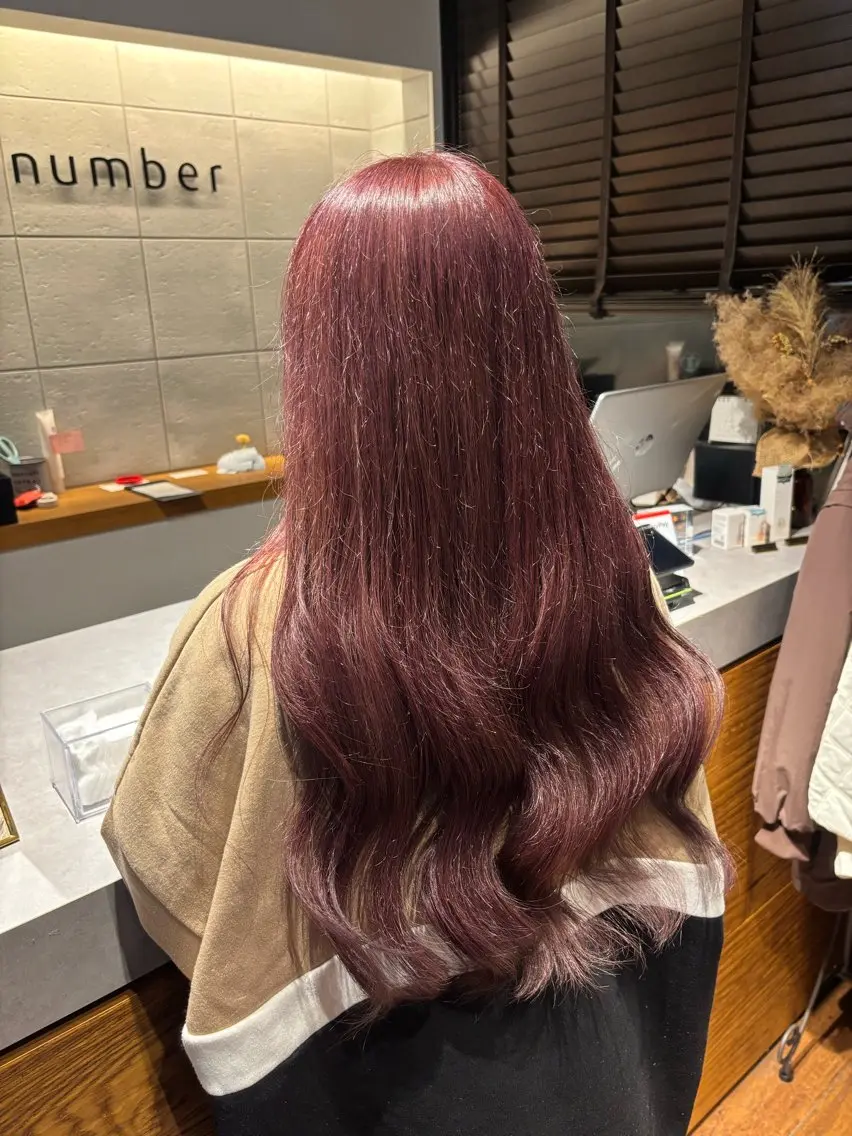 ロング パープルカラー カット ヘアカラー トリートメント mayuki /暖色/艶カラーのヘアスタイル