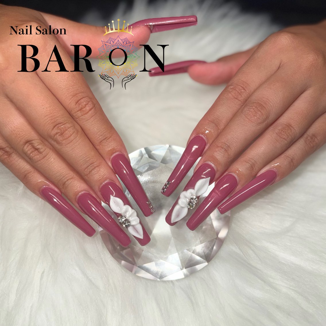 ロング ハンドネイル ♛︎BARON♛︎ MASHIROのネイルデザイン