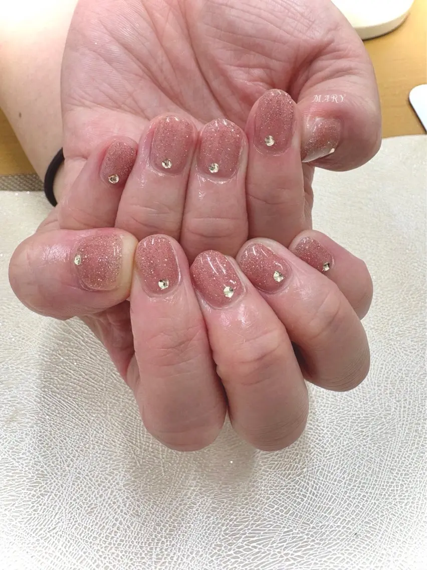 ネイル フラッシュネイル キラキラネイル ニュアンスネイル ワンカラーネイル ピンク Mary nail .narumiのネイルデザイン