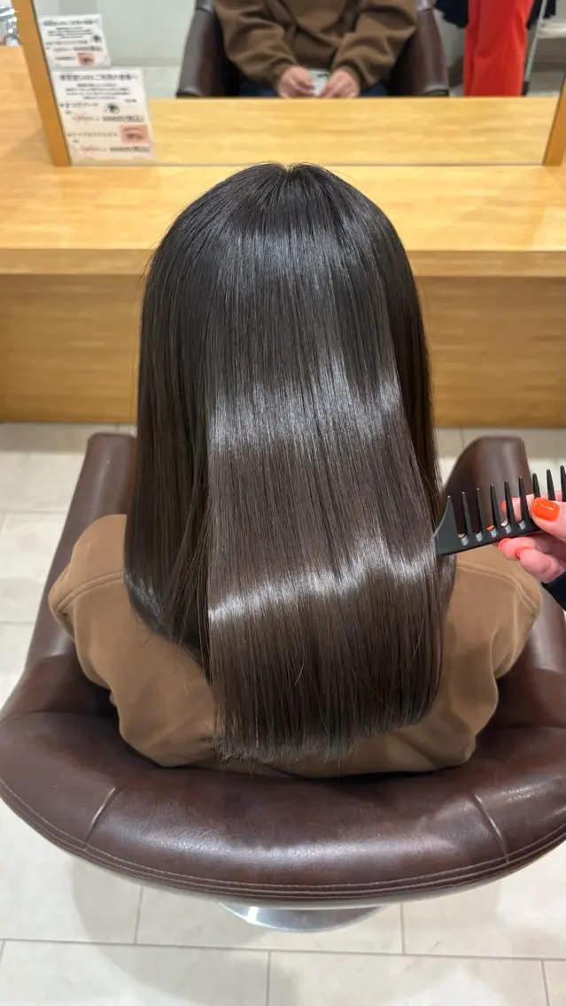 ミディアム カラー ケアカラー グレージュ 髪質改善 ヘアカラー トリートメント モトキ カラー/ヘッドスパのヘアスタイル