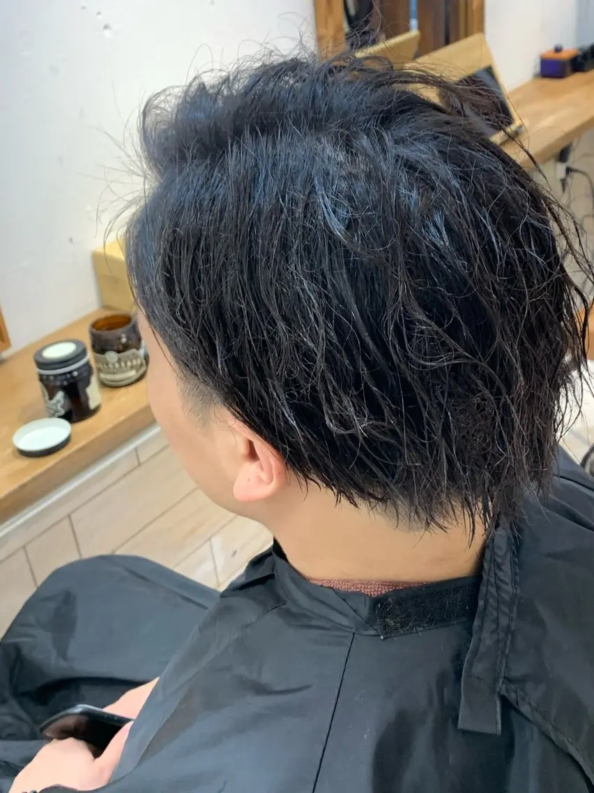 ミディアム メンズデザイナー Jojiのヘアスタイル