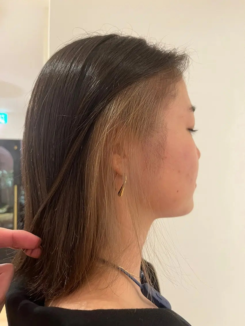 ミディアム カラー ベージュカラー ブリーチ ホワイトベージュ 澤田 健汰のヘアスタイル