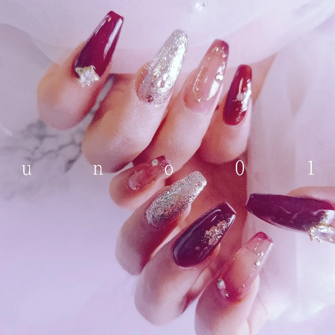 ネイル ハンドネイル 梅田🦄中崎町🩵 u n o 0 1のネイルデザイン