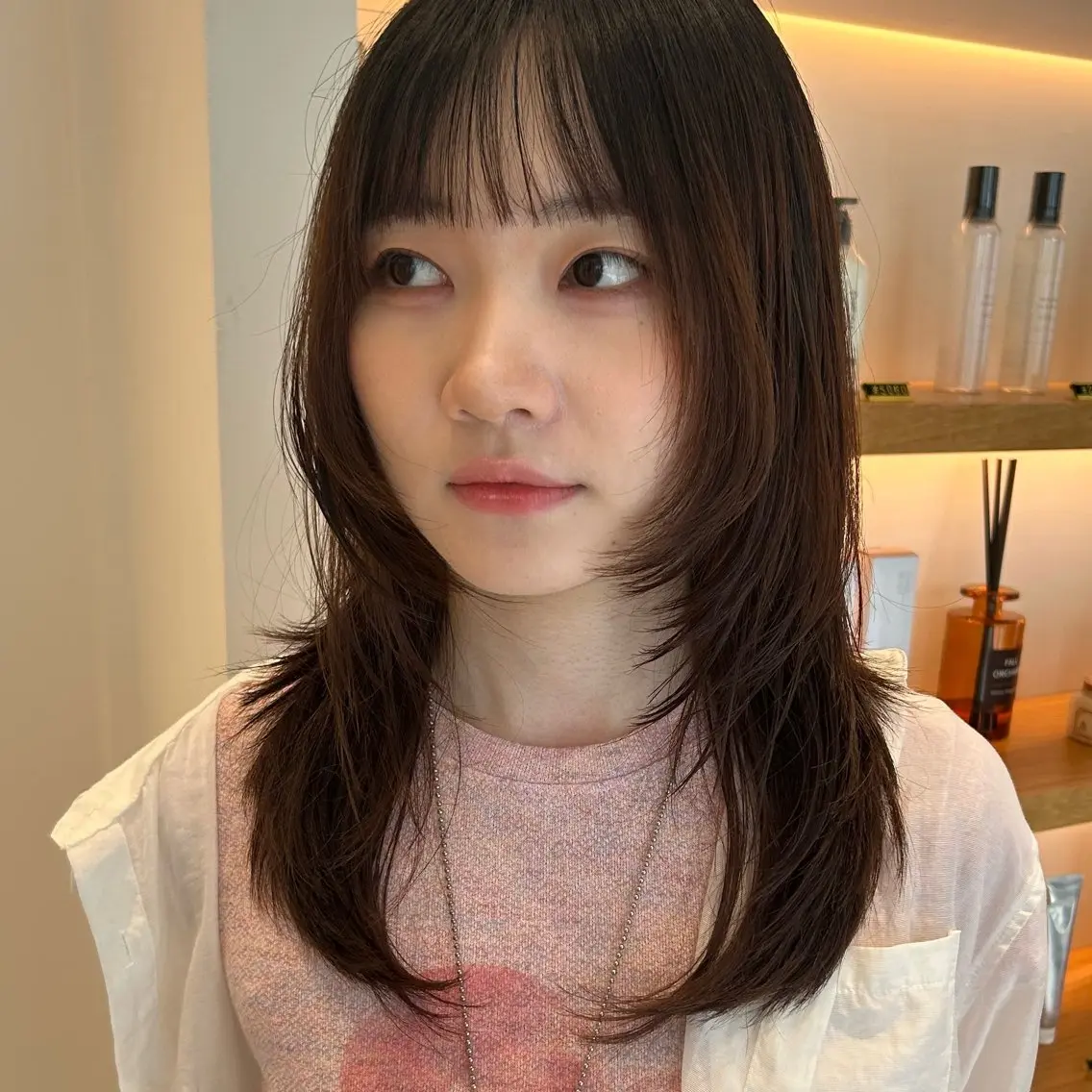 セミロング カット トリートメント 透け感カラー/顔周り レイヤー arisaのヘアスタイル