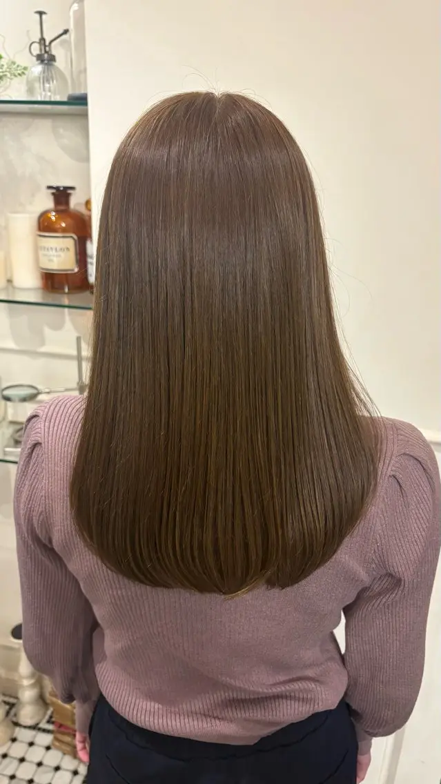 ロング ヘアカラー Konomura Neneのヘアスタイル