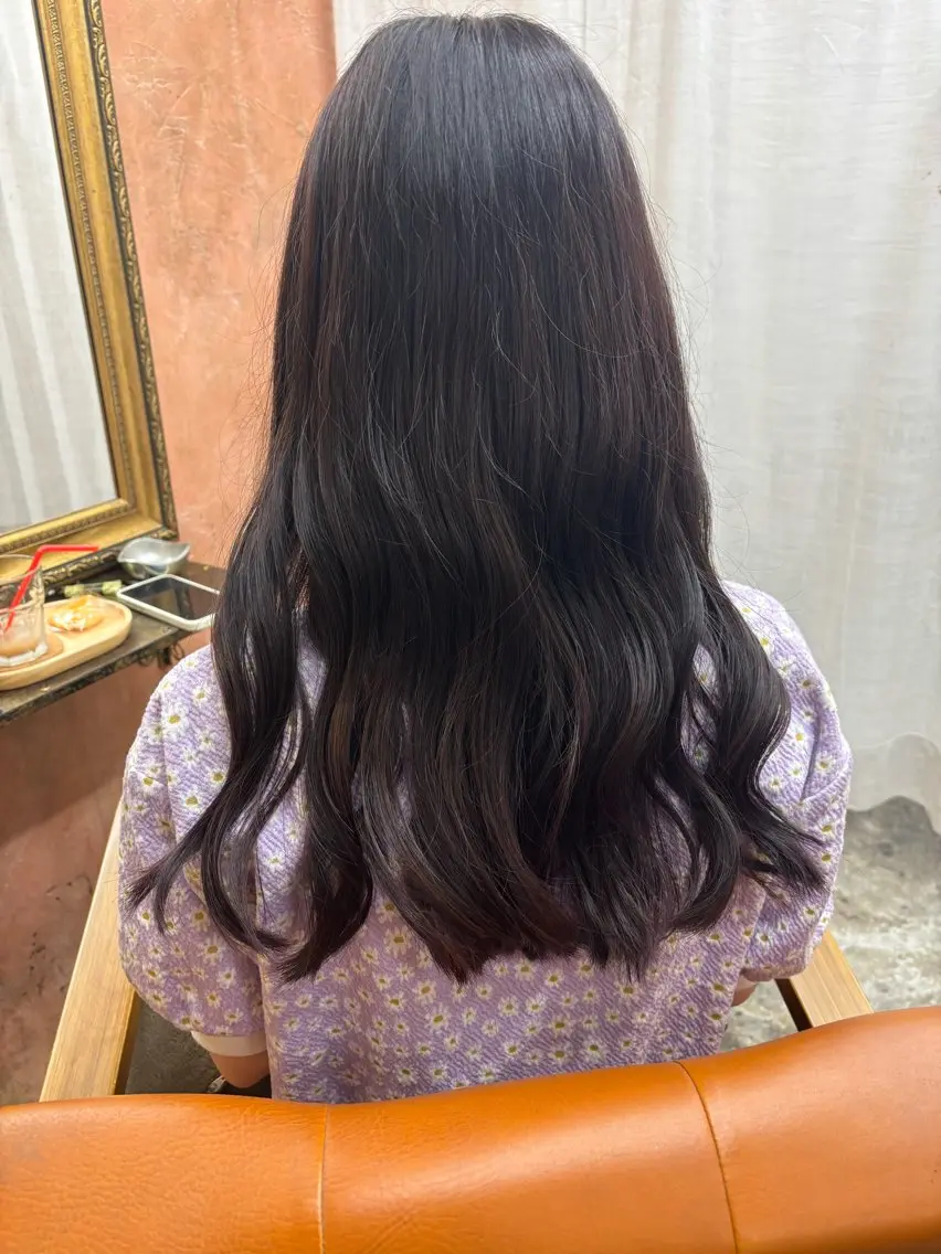 ヘアカラー 大本 涼風のヘアスタイル
