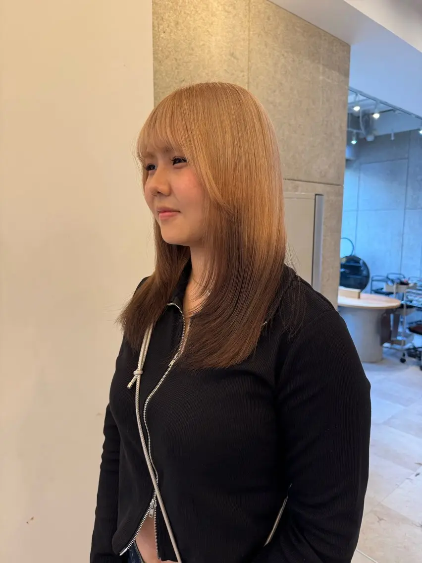 ミディアム カット ヘアカラー トリートメント 💎艶カラー髪質改善 💎🐇uraraのヘアスタイル