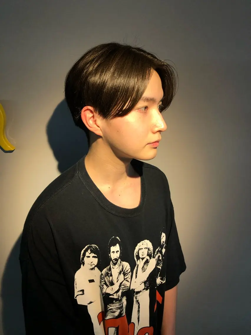 メンズ カット 透明感カラー レイヤー亀井唯登のヘアスタイル