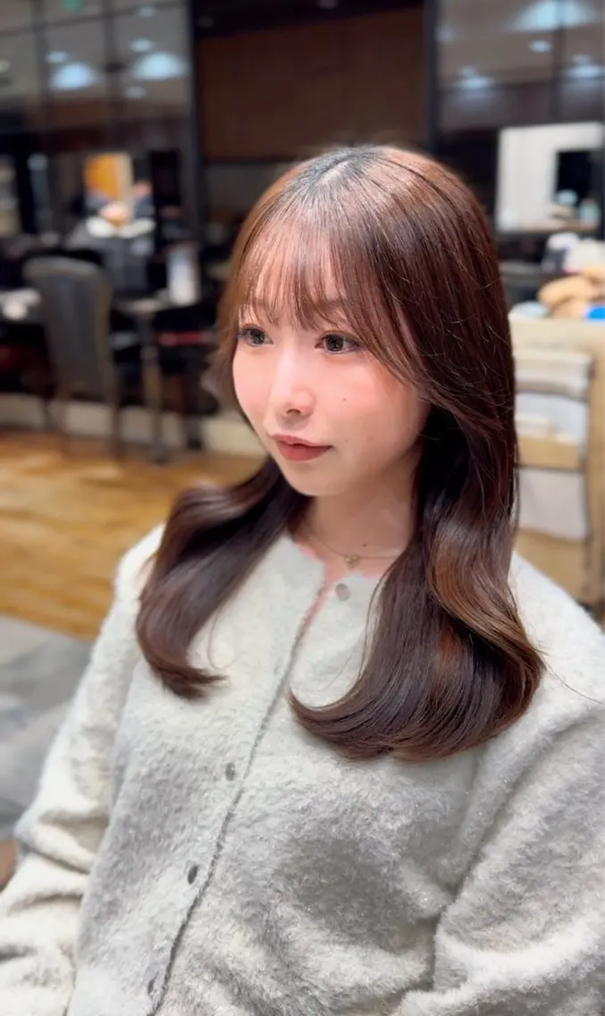 ロング 銀座/レイヤー 顔周りカット溝手優太のヘアスタイル
