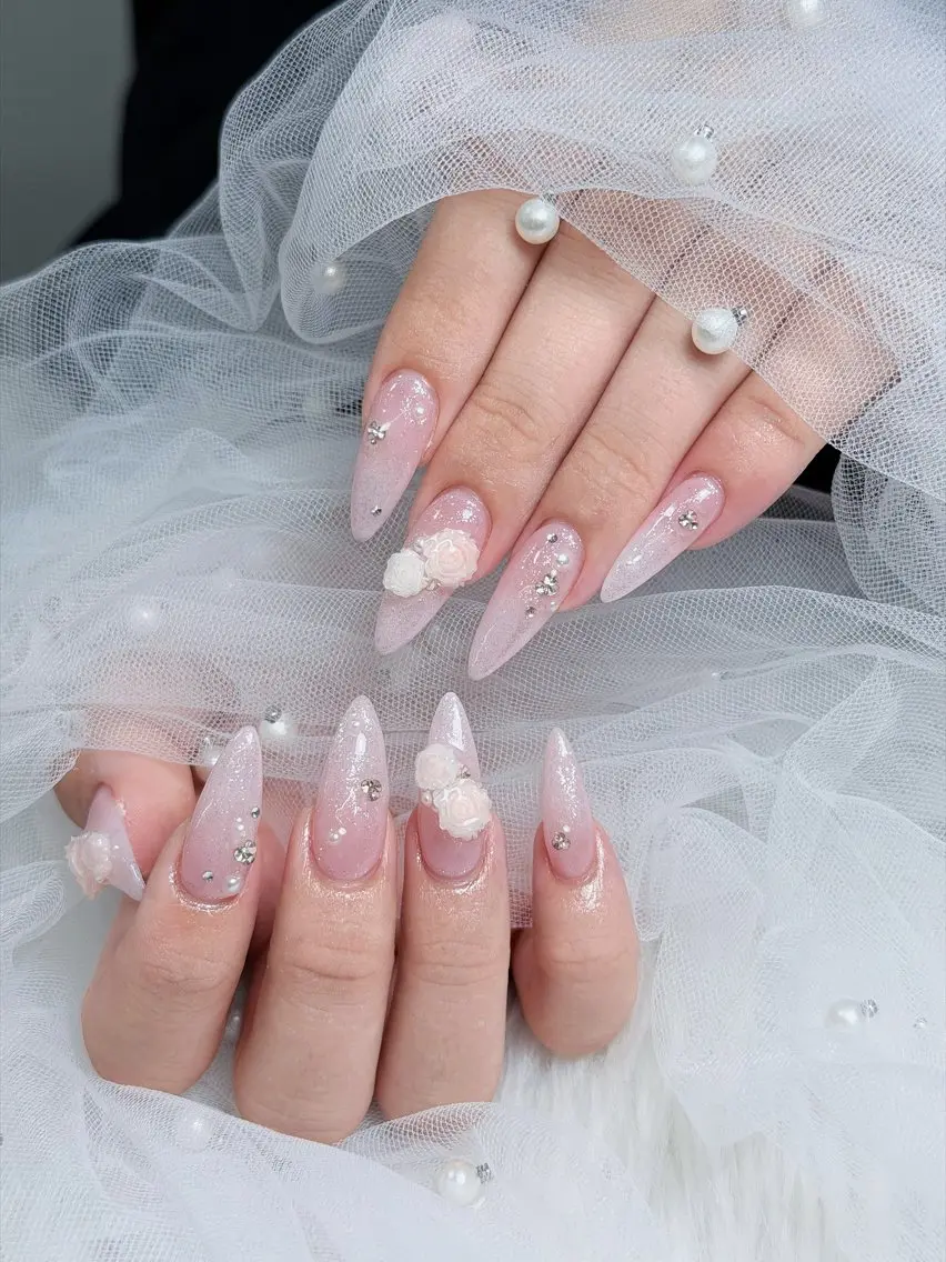 ネイル ハンドネイル IRO Nail Studioのネイルデザイン