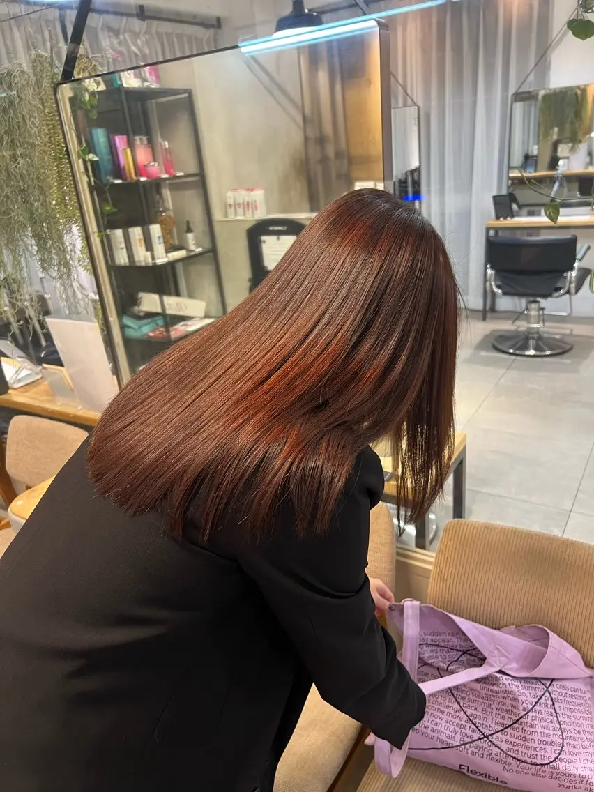 ロング パーマ うるぷるカラー 🤍 Naanoのヘアスタイル
