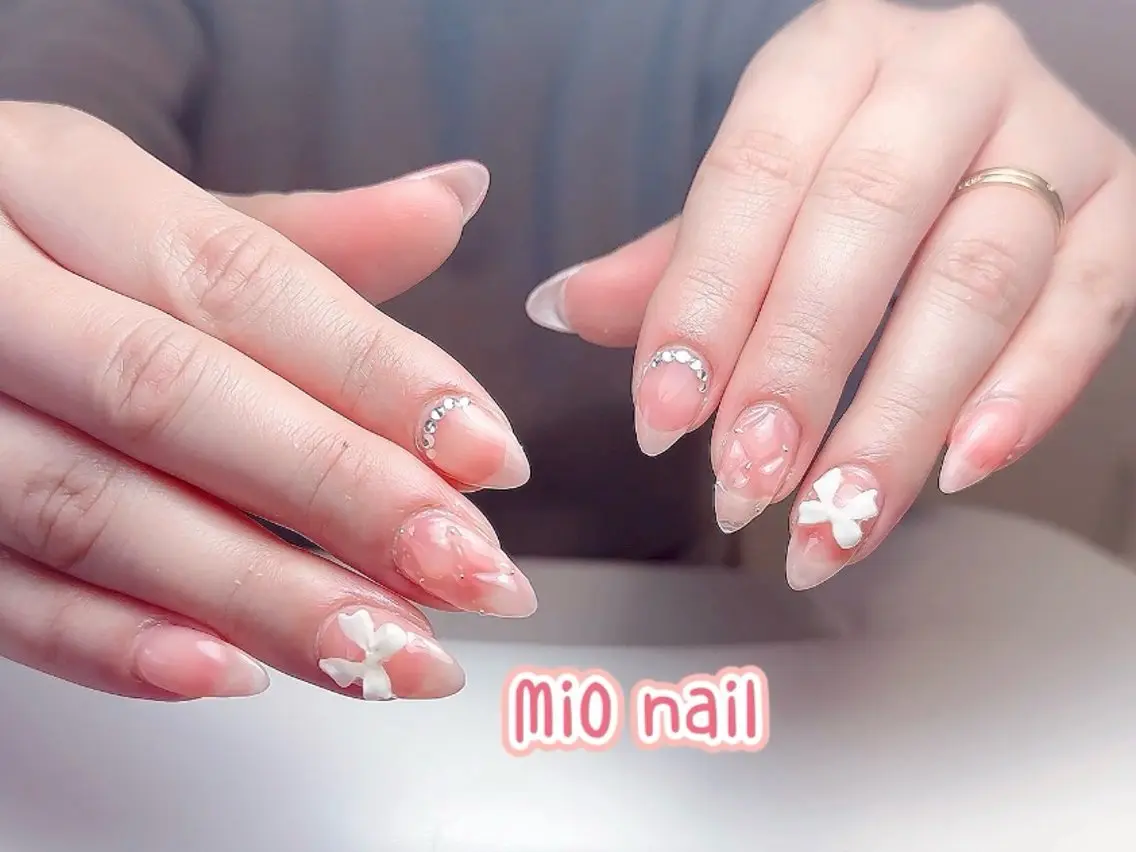 ネイル ジェルネイル 韓国ネイル 持ち込み オフィスネイル ワンホンネイル MiO Nailのネイルデザイン