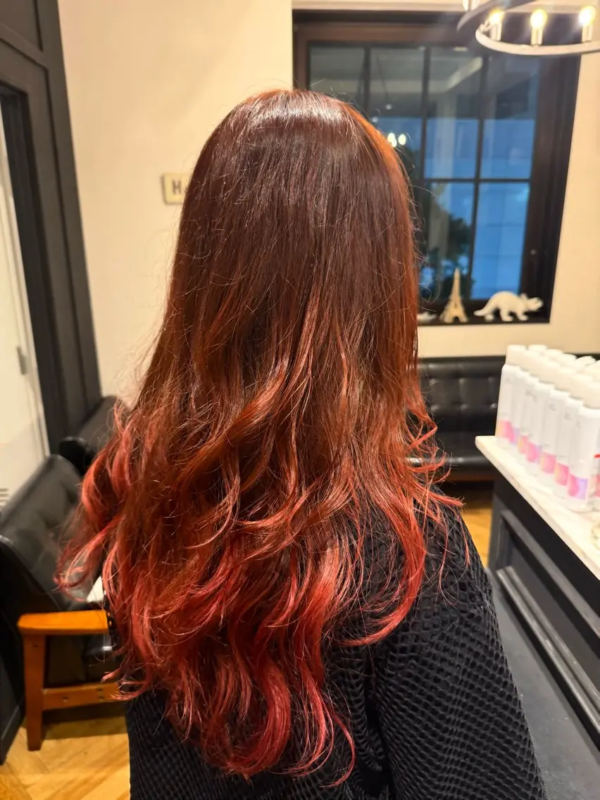ロング カラー 國分 真椰のヘアスタイル