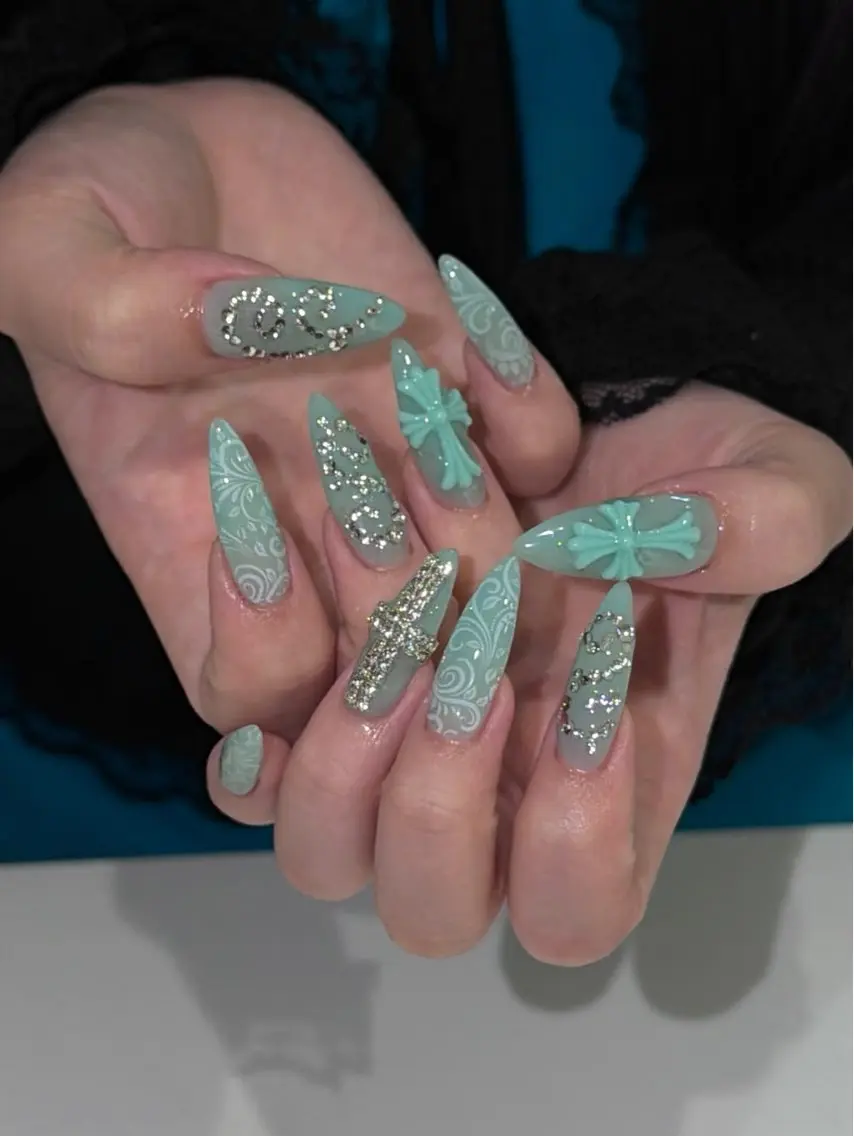 ネイル 長さ出し フレンチネイル 韓国ネイル ロングネイル シンプルネイル Mina Aurea Nailのネイルデザイン