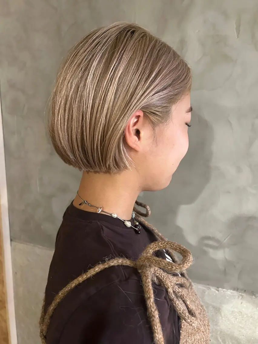 ショート カラー ハイトーンカラー カット ヘアカラー トリートメント ayane⭐️ボブ・ ショート・パーマのヘアスタイル