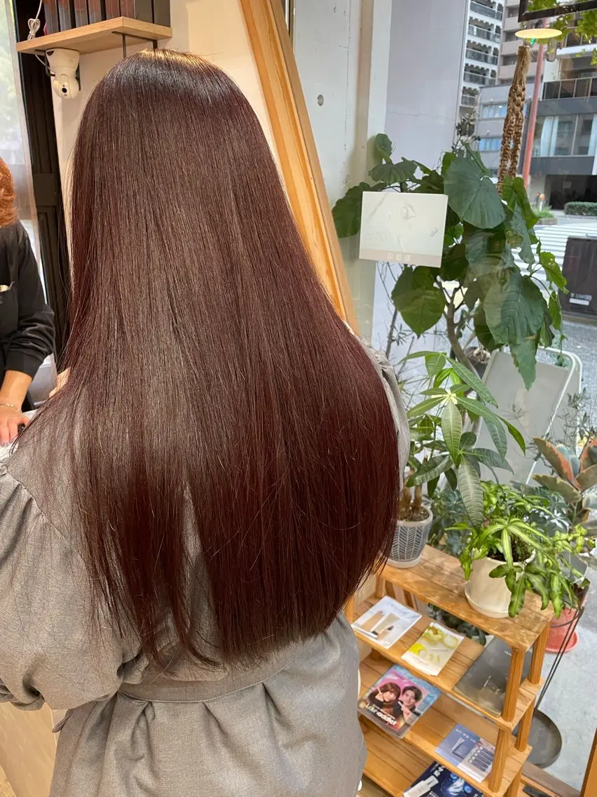 ロング カラー 東 史夏のヘアスタイル