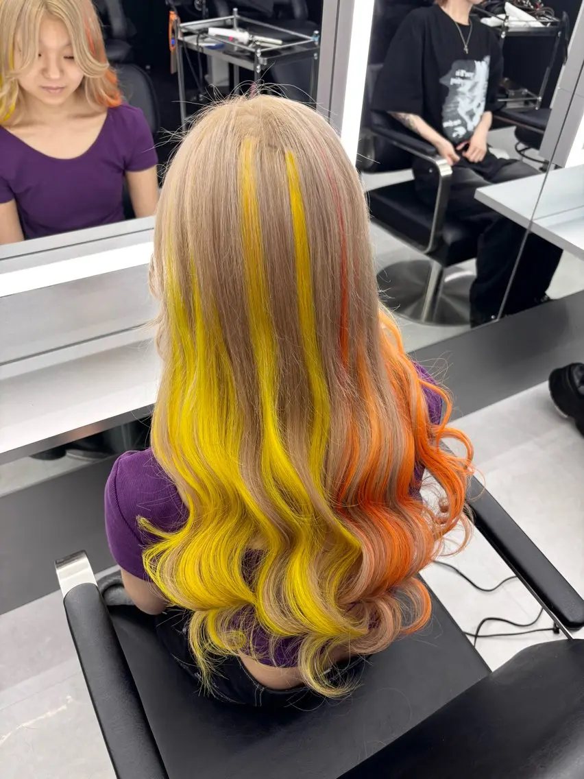 ロング カラー エクステ TACE AYANOのヘアスタイル