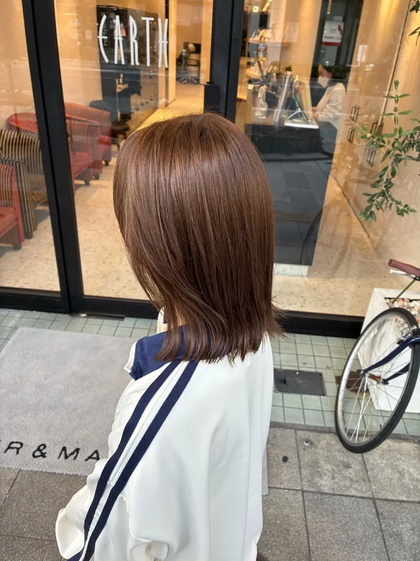 ミディアム カラー ブリーチ ブリーチなしカラー トリートメント 縮毛矯正/髪質改善 EARTH髙橋のヘアスタイル