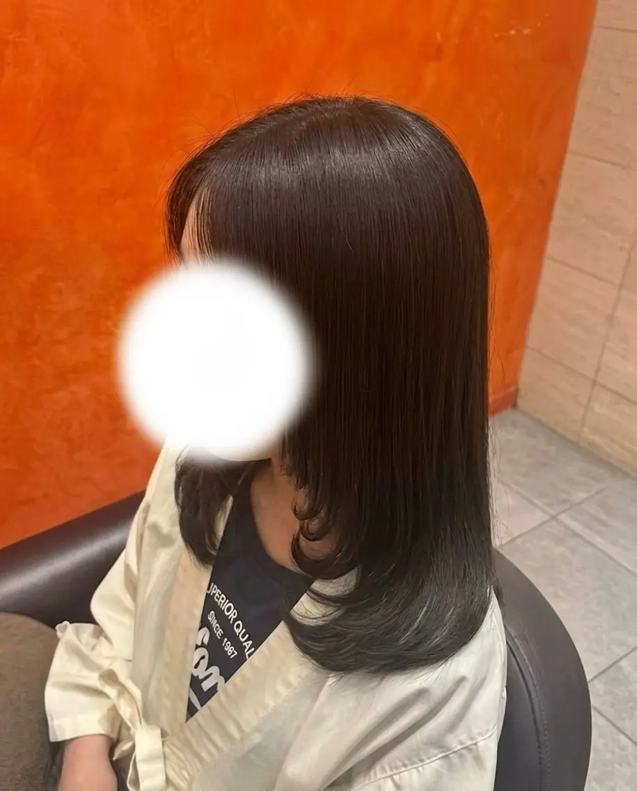 ロング 顔周りカット レイヤーカット ロング 安達 結愛のヘアスタイル
