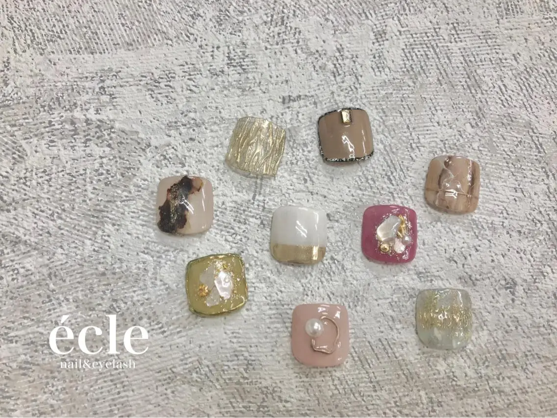 ネイル アートネイル 持ち込み フットネイル écle nail&eyeのネイルデザイン