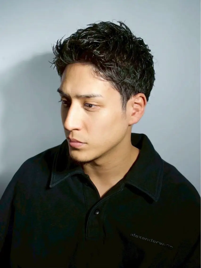 ショート 佐々木 健吾のヘアスタイル