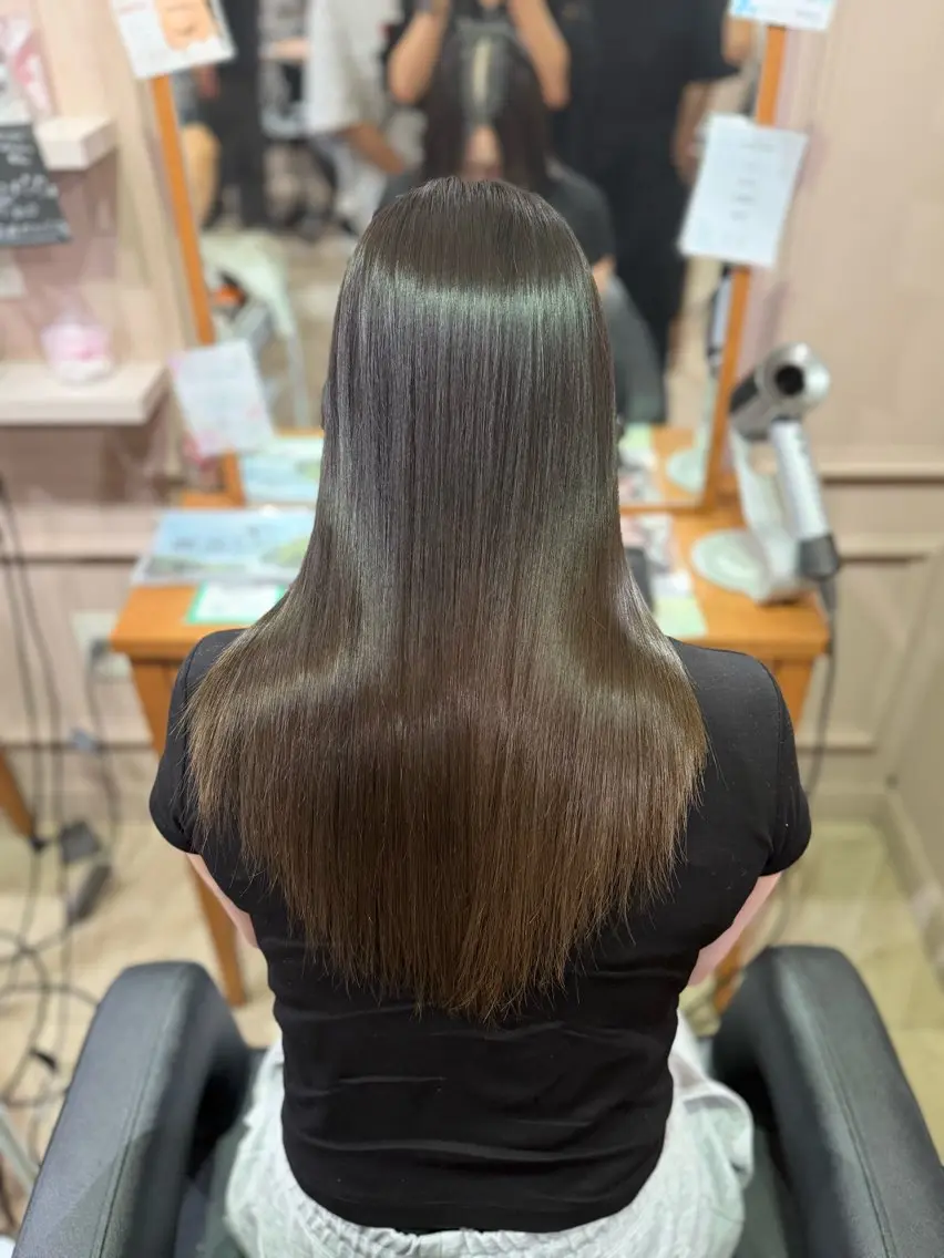 ロング 縮毛矯正 髙松 琉杏のヘアスタイル
