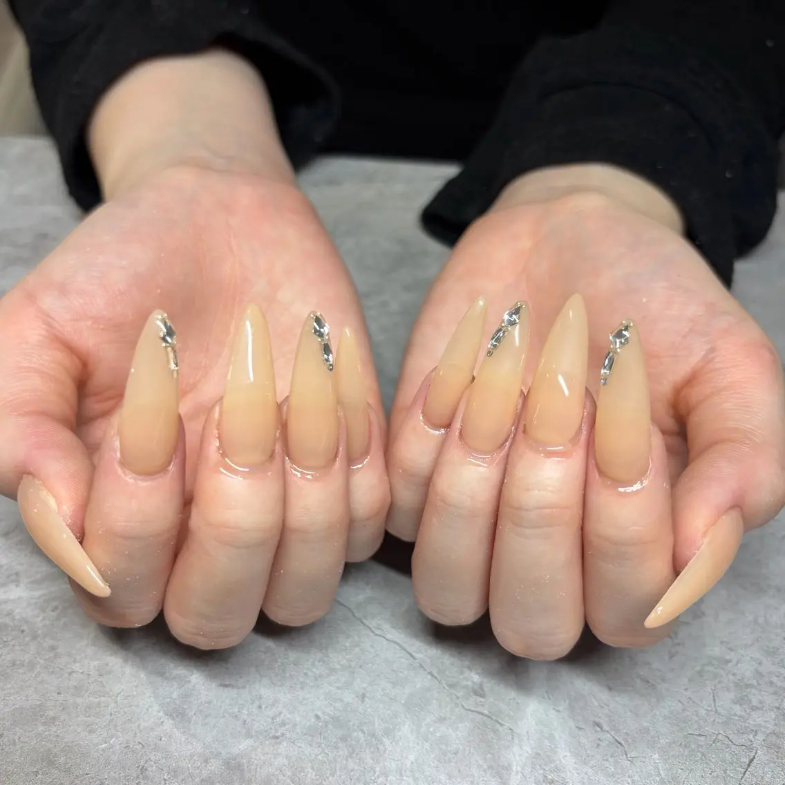 ネイル ワンカラーネイル スカルプネイル ネイルチップ ハンドネイル IROHA NAIL 横山佳那のネイルデザイン