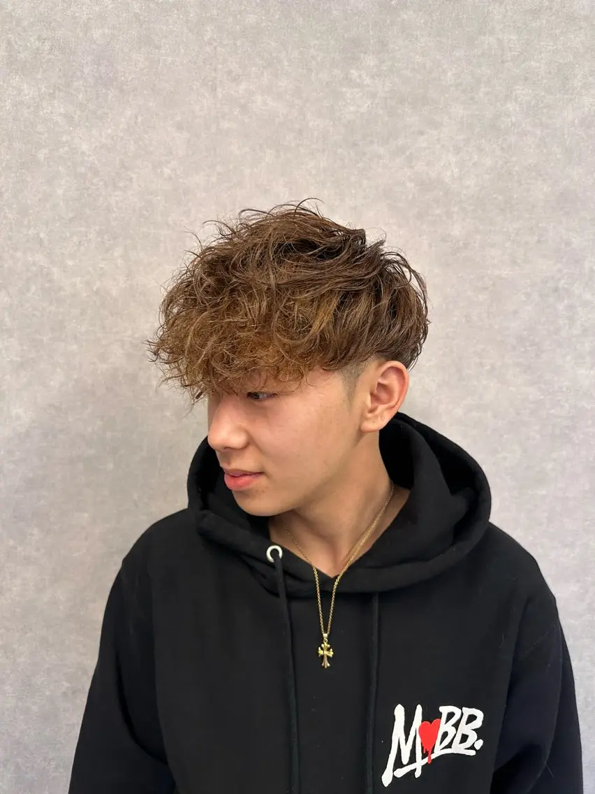 カラー パーマ 太田 祐真のヘアスタイル
