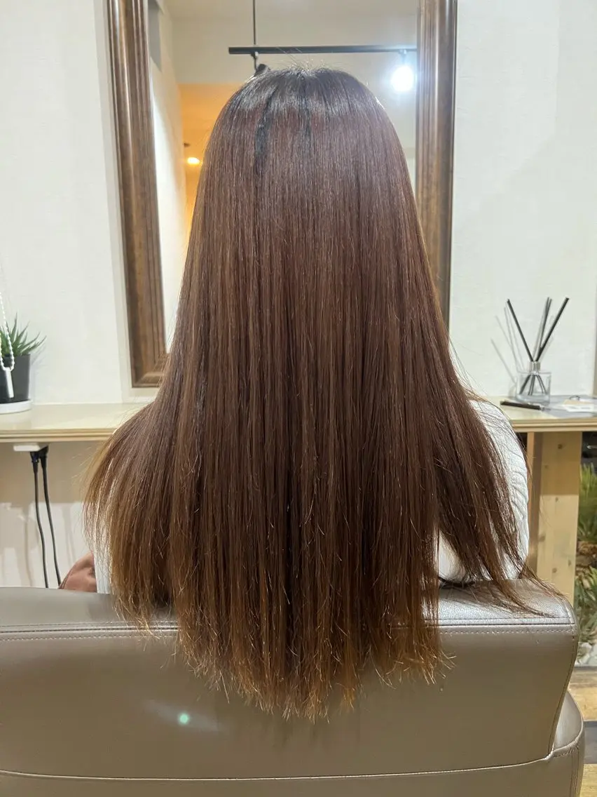ロング 縮毛矯正 野沢 亜美のヘアスタイル