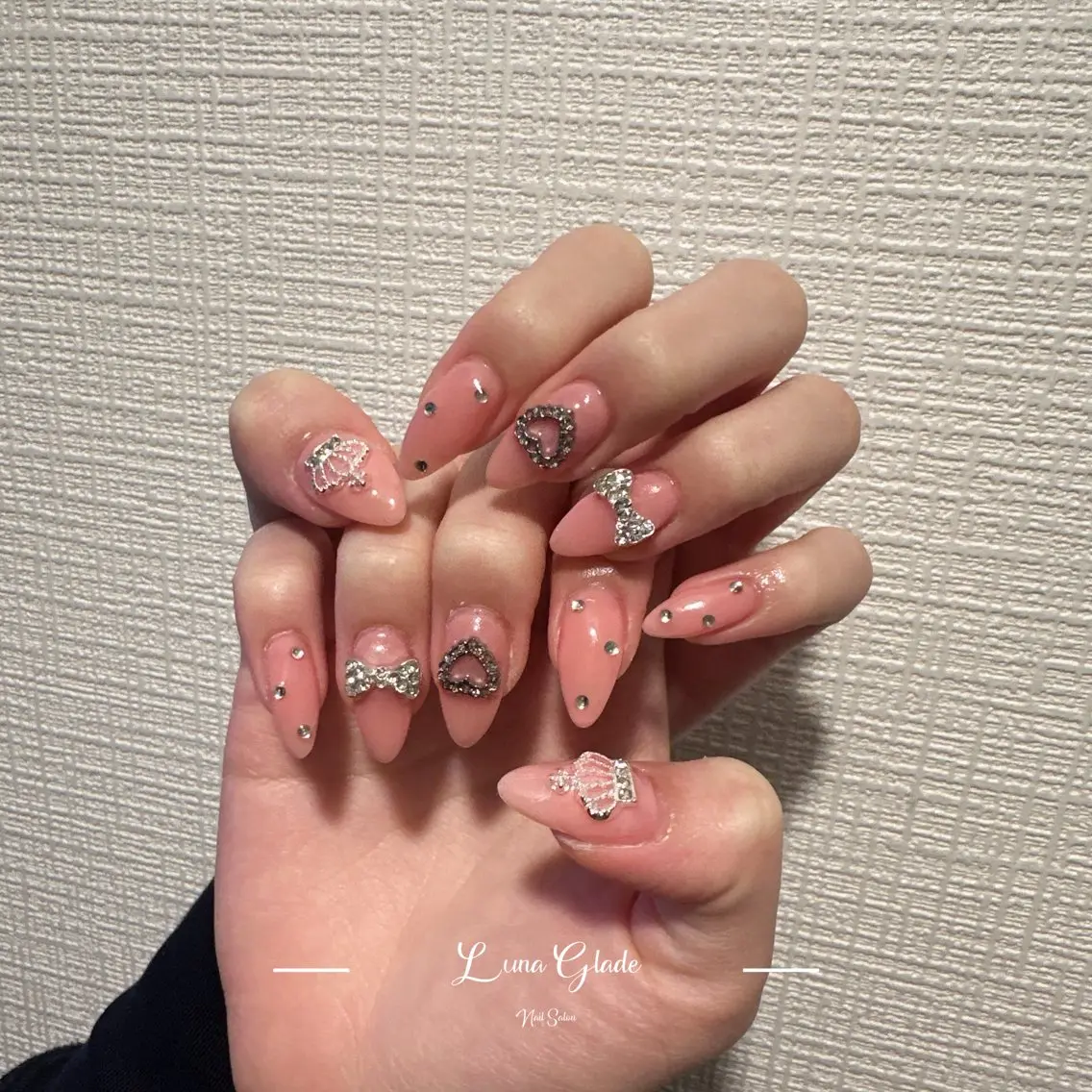 ネイル ハンドネイル Luna Gladeのネイルデザイン