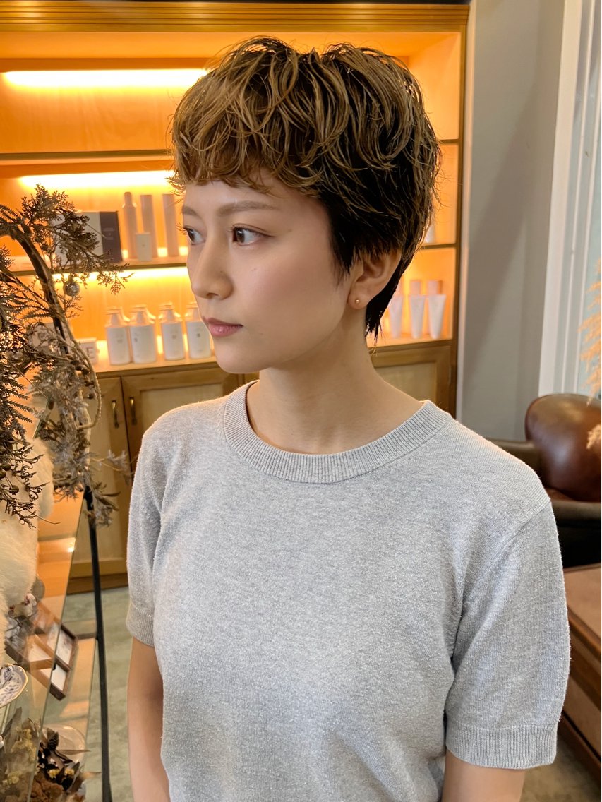ニュアンスカジュアルパーマ+カットの写真