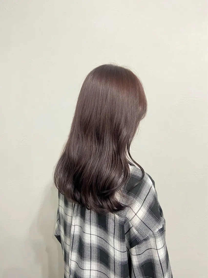 カラー ブラウンカラー ピンクカラー 🍎韓国カラー licoris寛菜のヘアスタイル
