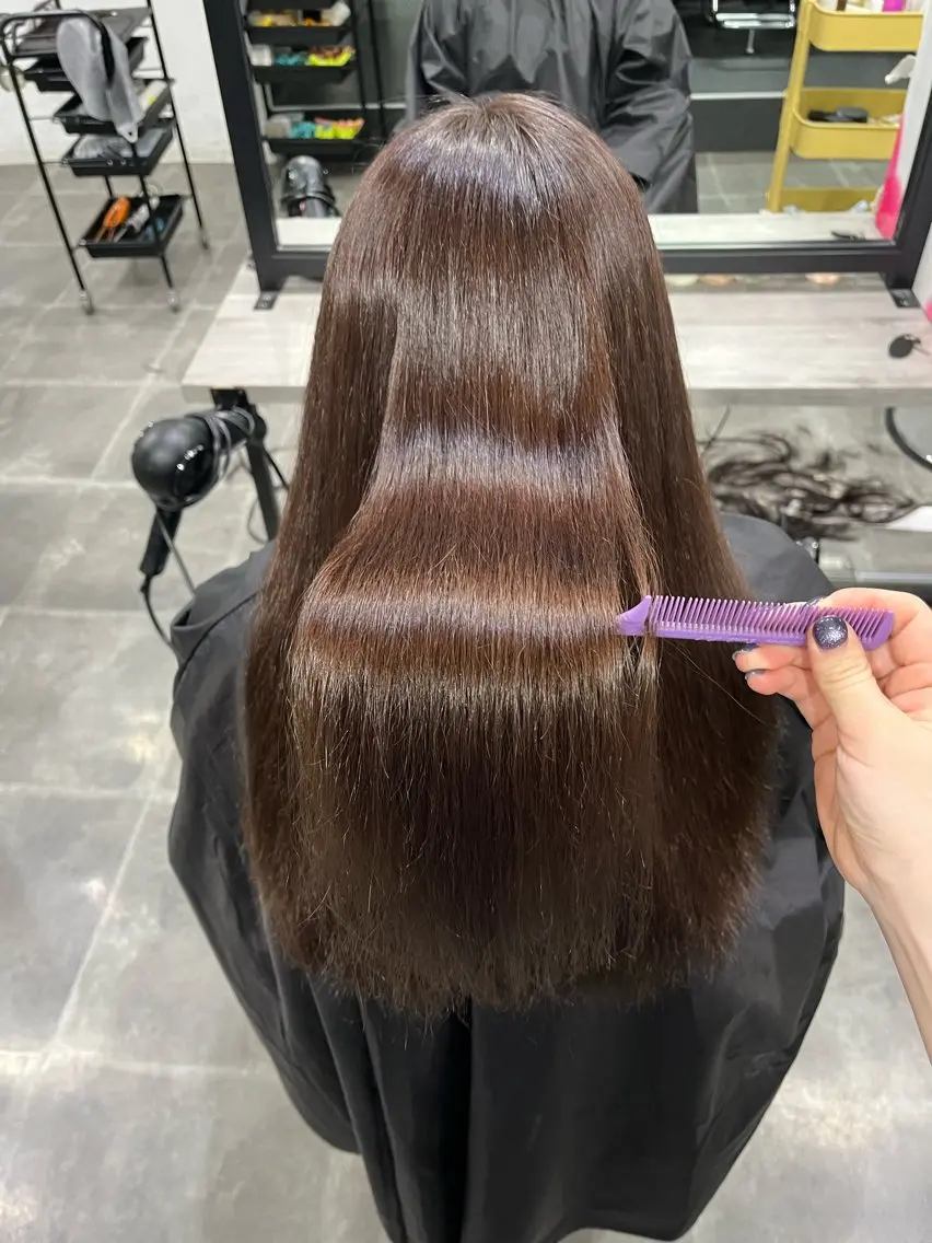 セミロング カラー 無料カットモデル ユナのヘアスタイル