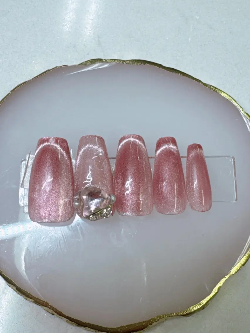 ネイル べっ甲ネイル フットネイル フレンチネイル ジェルネイル ガラスフレンチ ハンドネイル Queeens nailのネイルデザイン