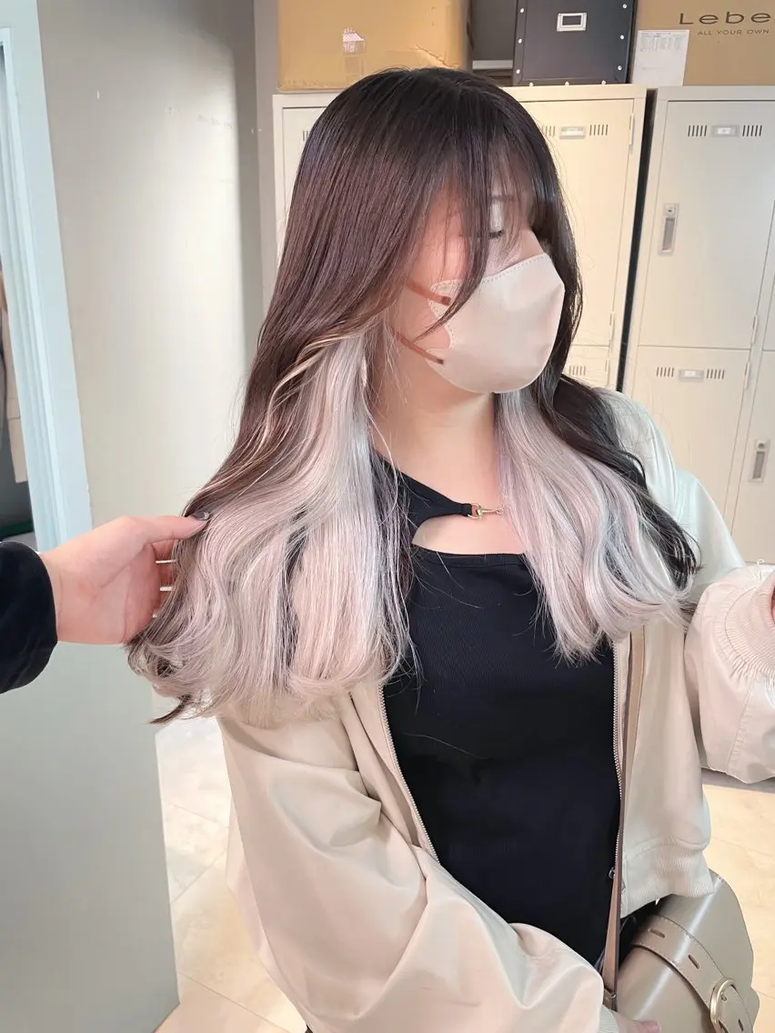 ミディアム ブリーチ✖️ 縮毛LANDのヘアスタイル