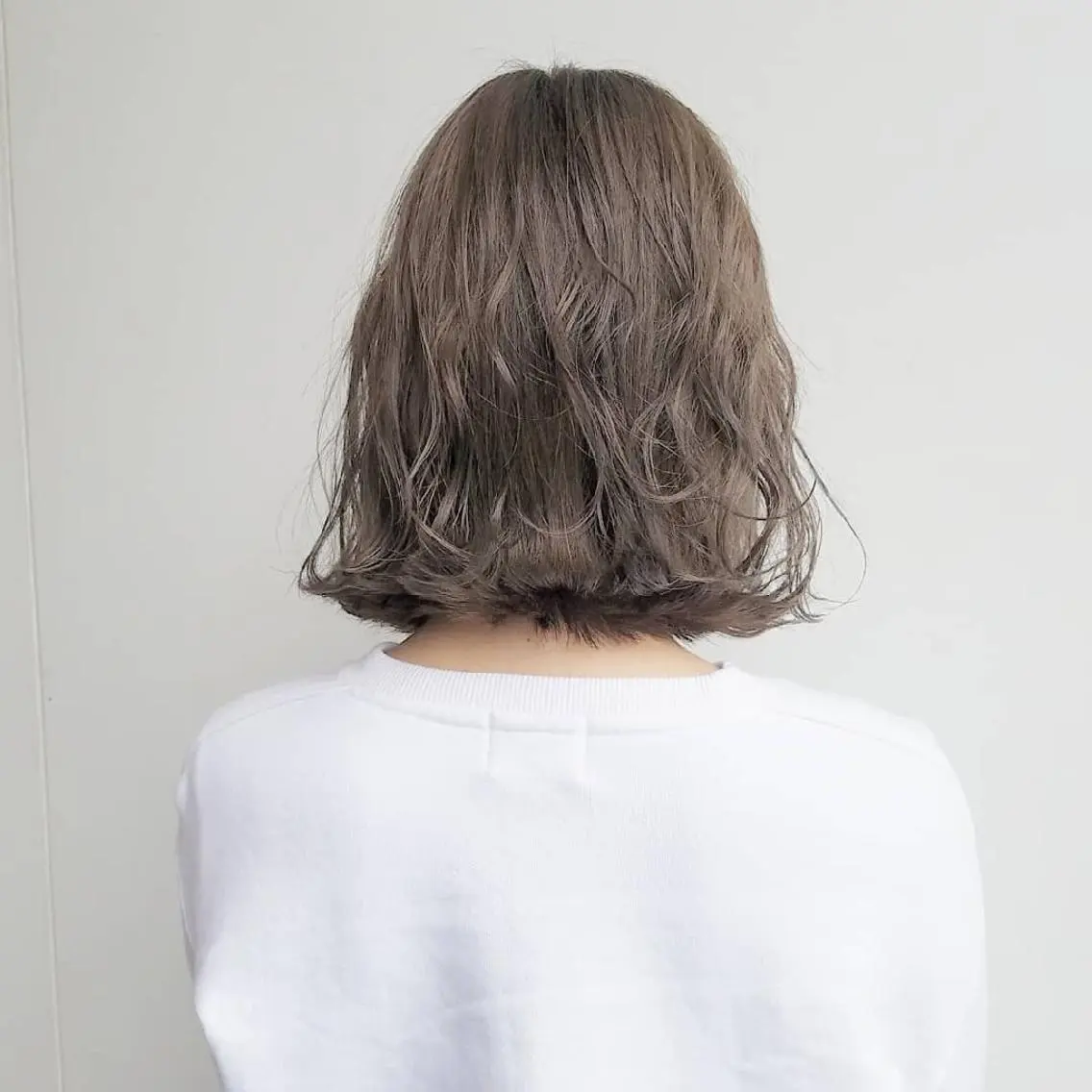 ショート カラー ヘアアレンジ パーマ ボブ iplus　眉毛と まつげパーマ専門店のマツエク・マツパデザイン