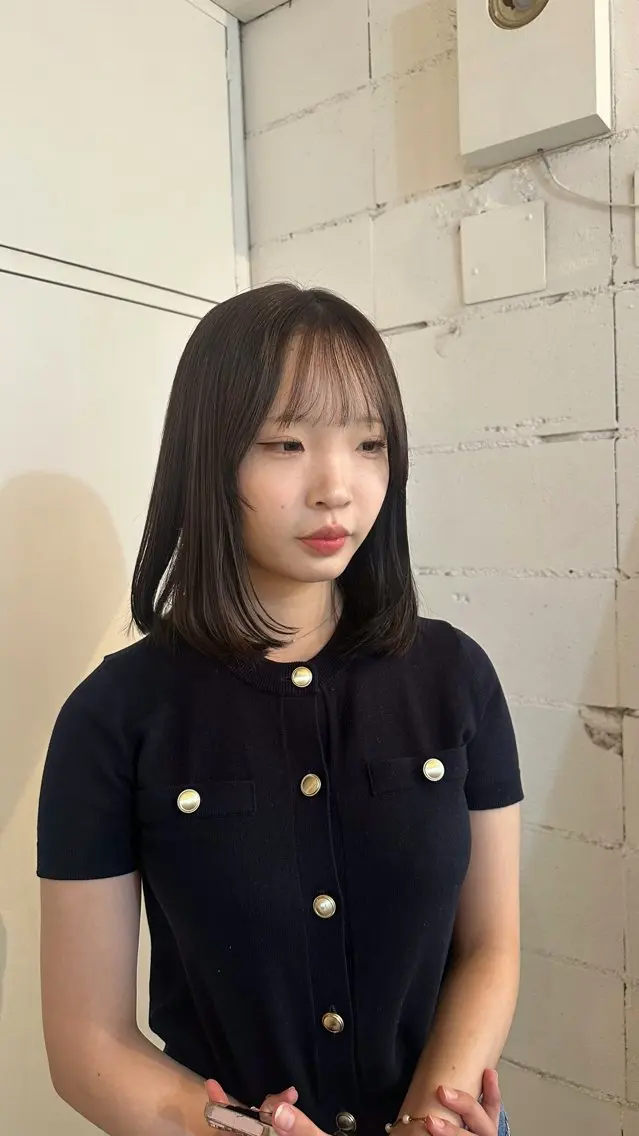 ミディアム yamasaki momoaのヘアスタイル