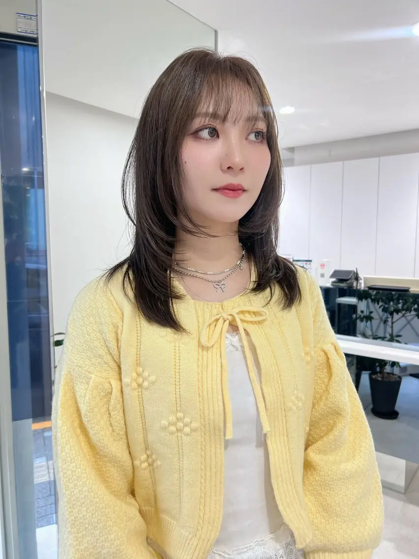 セミロング カラー カット ヘアカラー トリートメント ヘアセット 🖤:抜け感×大人 スタイル/Aoiのヘアスタイル