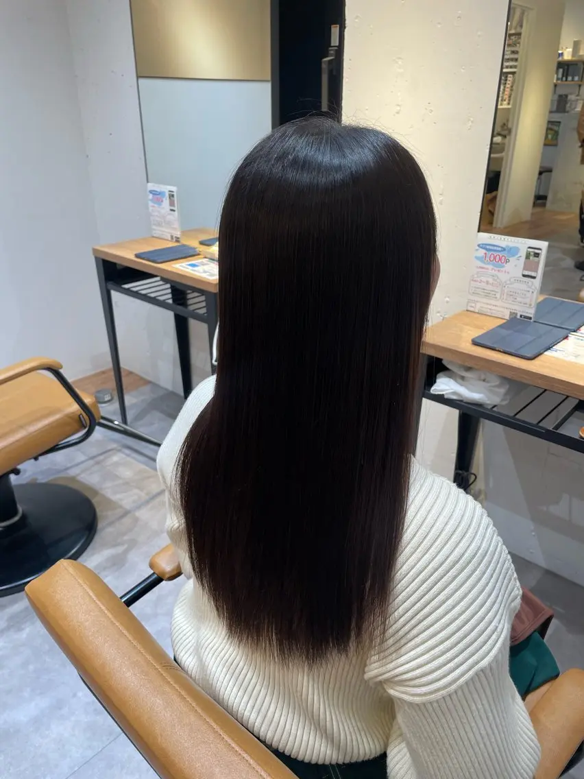 セミロング 縮毛矯正 福井 瑞季のヘアスタイル