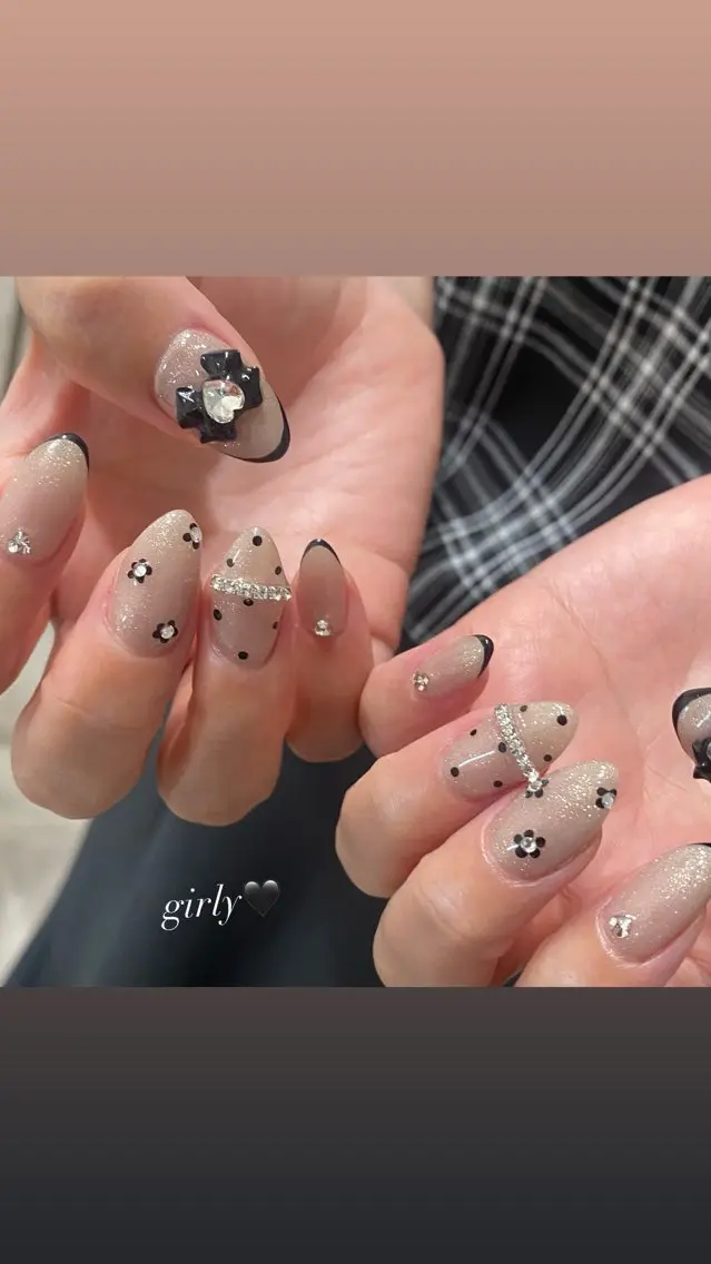 ネイル ハンドネイル Belle tomomi🐩のネイルデザイン