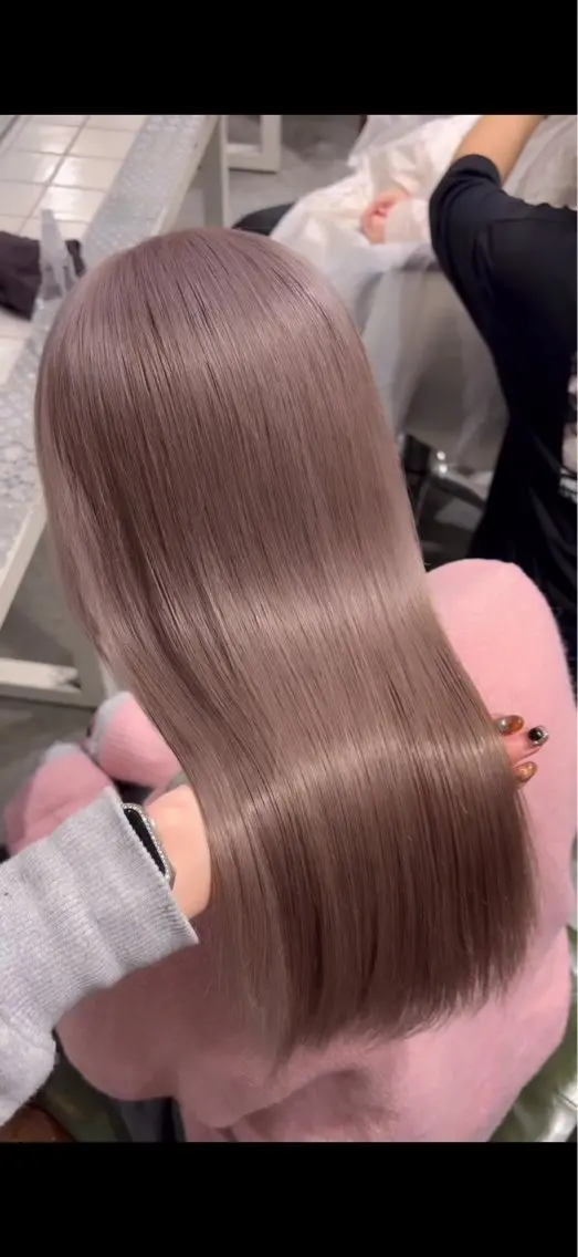 カラー ピンクカラー 北川 茉奈のヘアスタイル