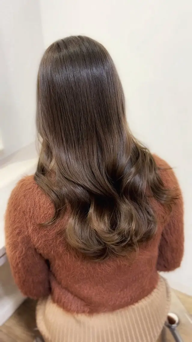 ロング カラー ベージュカラー ブリーチ ブラウンカラー 透明感カラー ダブルカラー ヘアカラー ブリーチなしベージュ 特化 松村 茶屋町のヘアスタイル