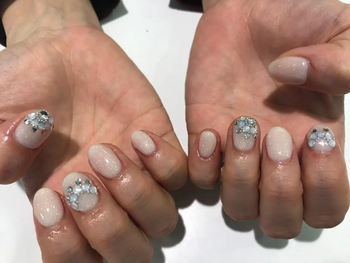 ネイル ハンドネイル ハンドケア Charme. NOBUKOのネイルデザイン