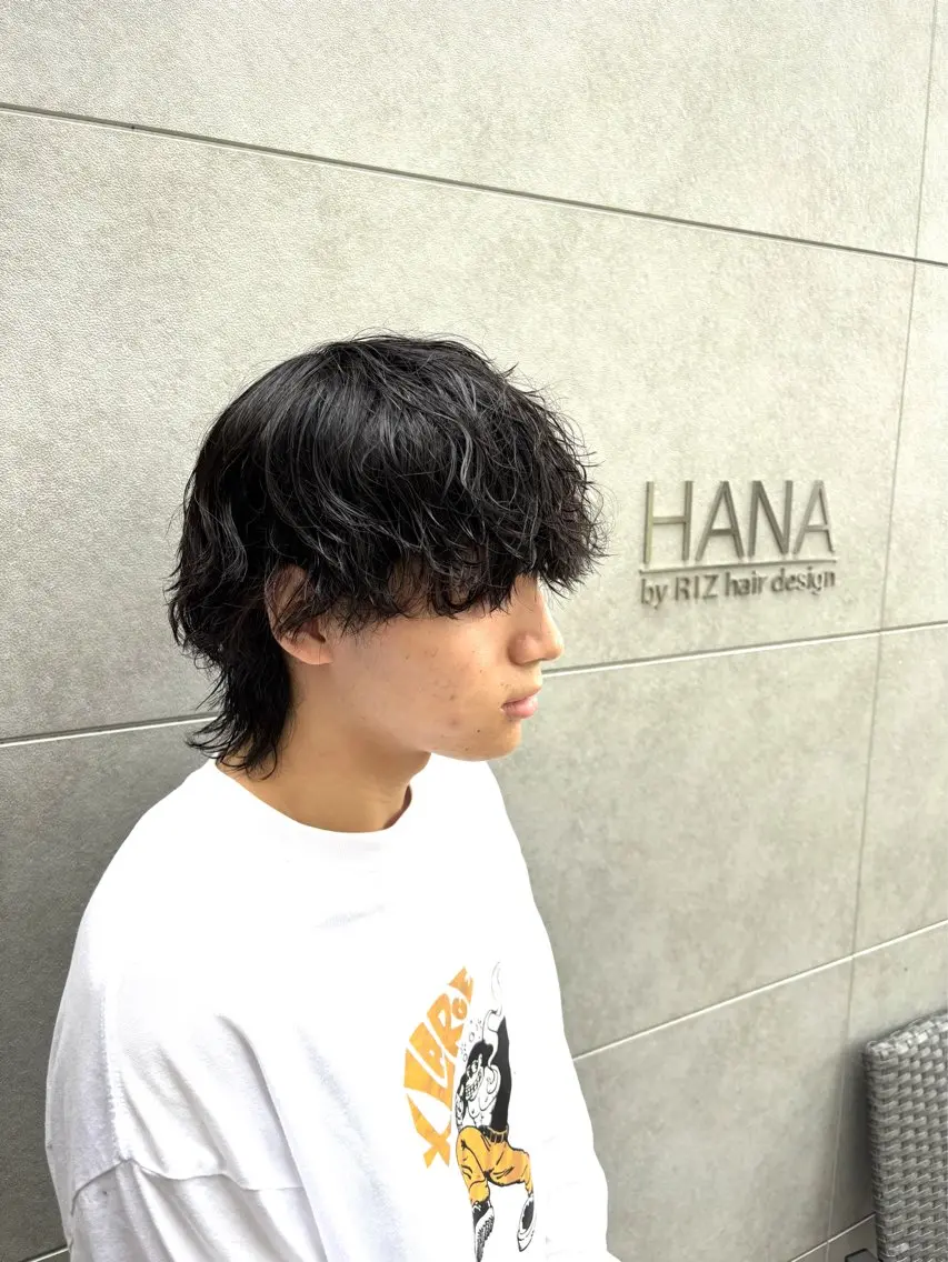 パーマ ウルフカット 武藤 滉太のヘアスタイル