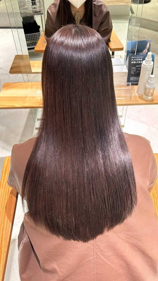 ロング カラー ブラウンカラー UNBIRTHDAY akariのヘアスタイル