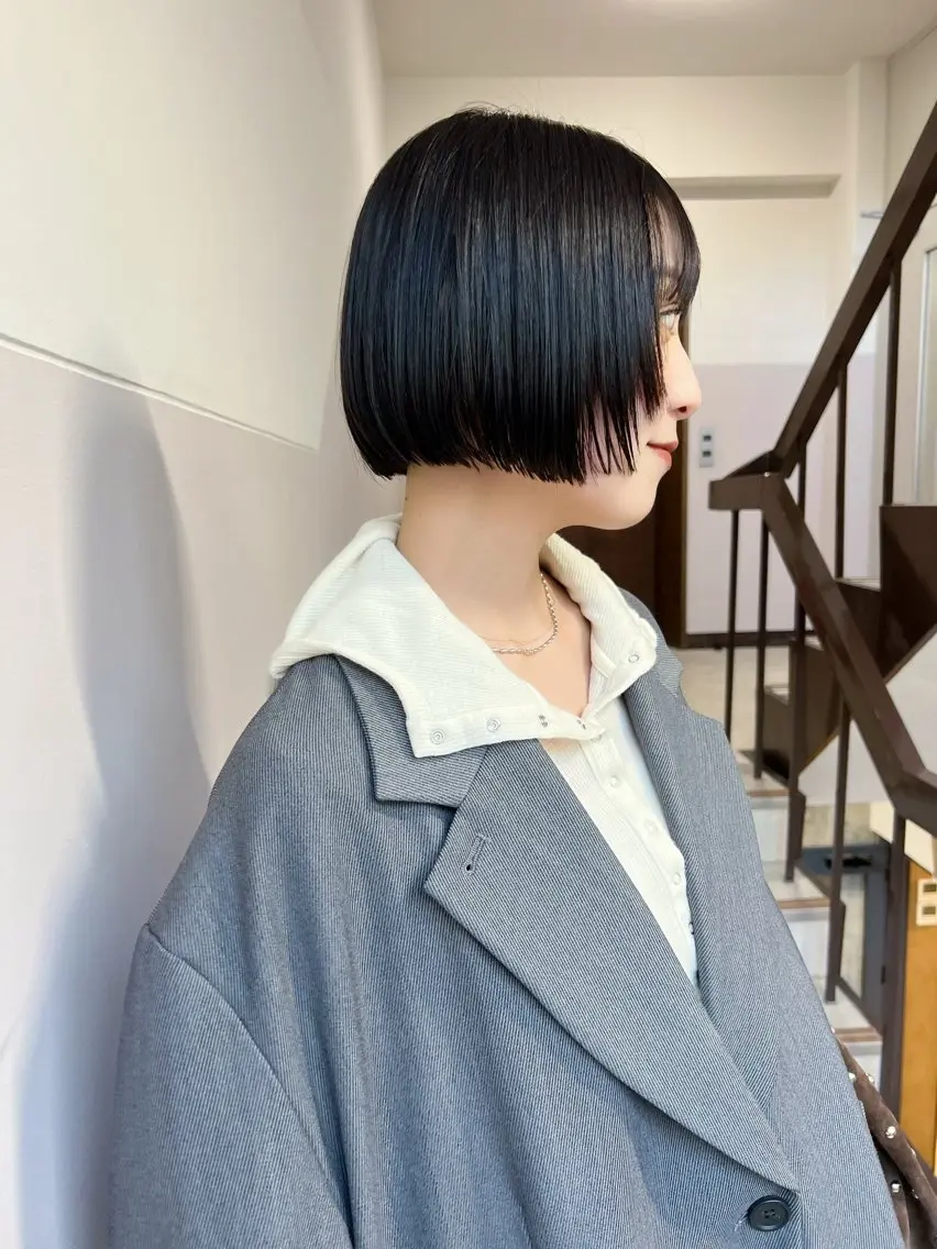 ショート パーマ 縮毛矯正 樫原裕二/レイヤー カット/透明感カラーのヘアスタイル