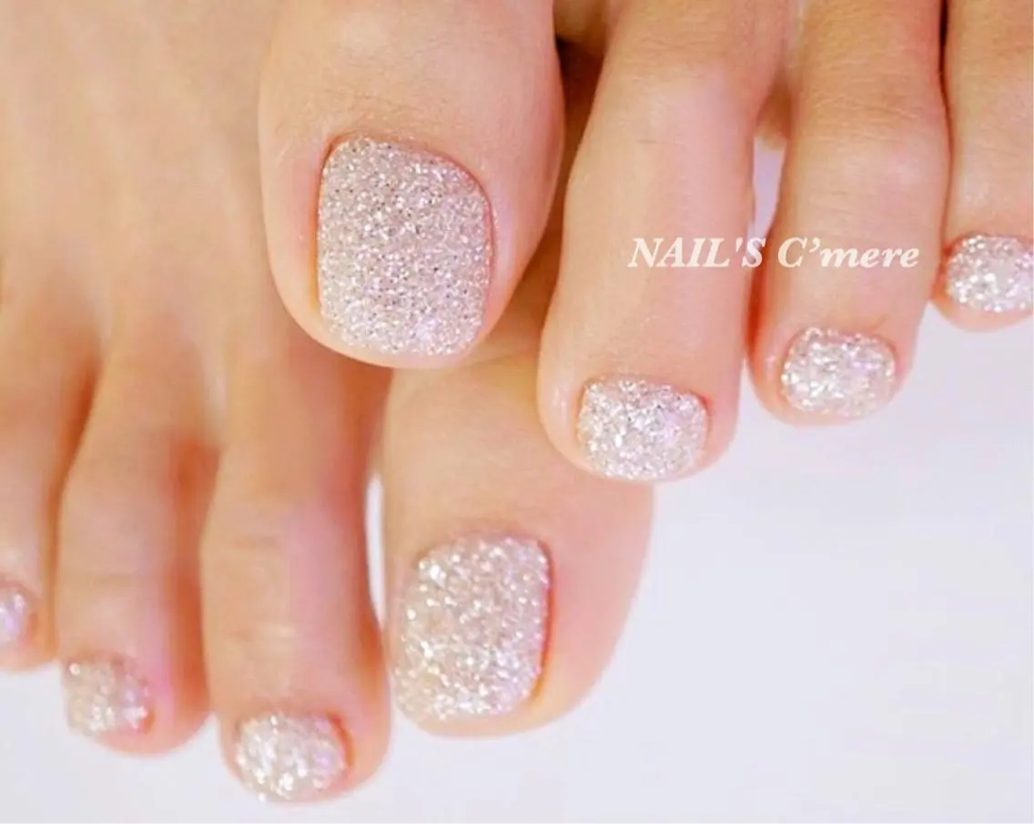 ネイル ワンカラーネイル フットネイル nouva nailsのネイルデザイン